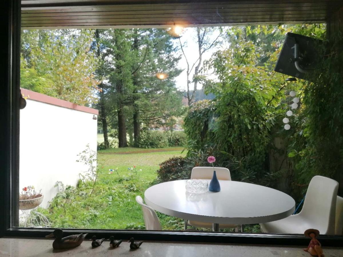Ferienwohnung Schoene Wohnung 2D-Gebaeude Mit Mini-Garten Schönwalde Buitenkant foto
